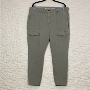 R Jeans The Highrise Cargo Pants Olive Green Size 34 Petite
